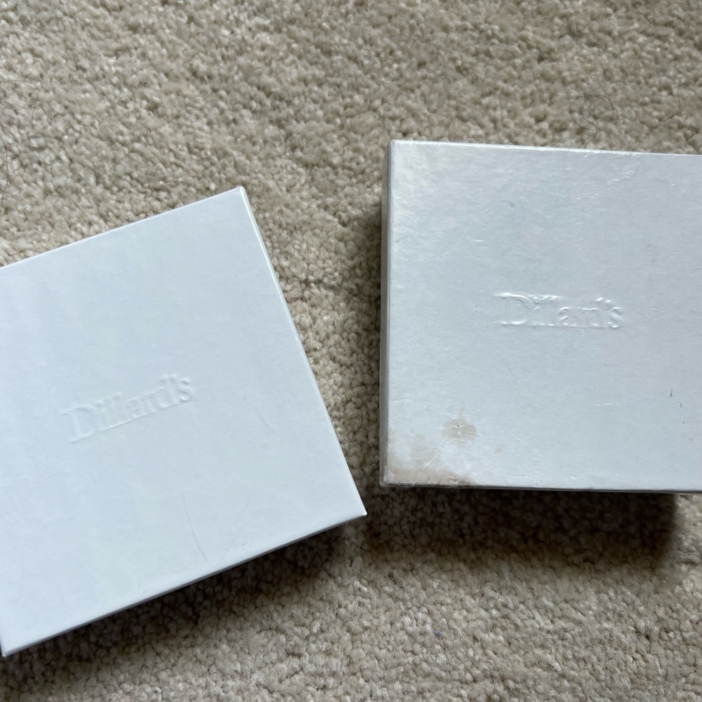 2 Dillards Cardboard Jewelry Gift Boxes w/ Cotton Fill Padding White 3.75”X3.75”